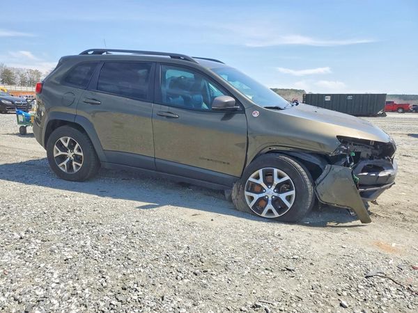 2016 JEEP CHEROKEE TRAILHAWK 4X4