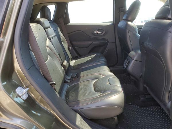 2016 JEEP CHEROKEE TRAILHAWK 4X4
