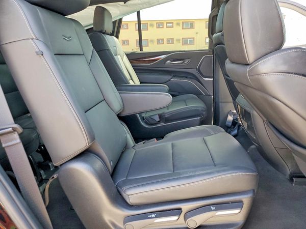 2024 CADILLAC ESCALADE Luxury