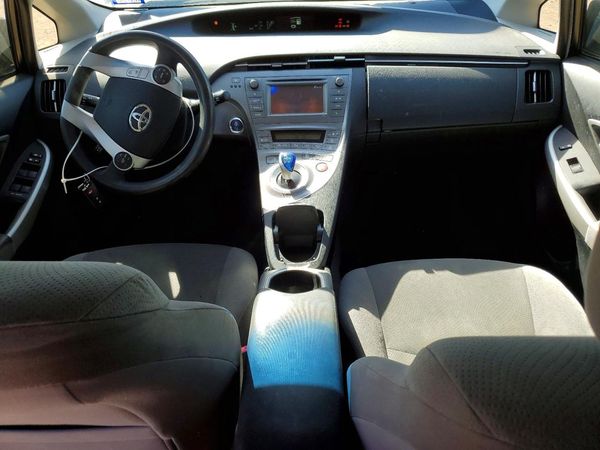 2013 TOYOTA PRIUS