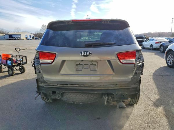 2016 KIA SORENTO