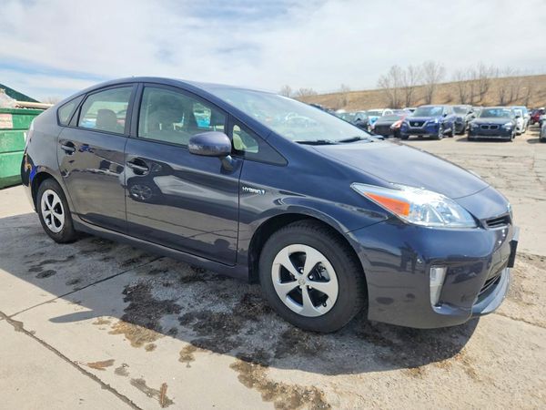 2013 TOYOTA PRIUS