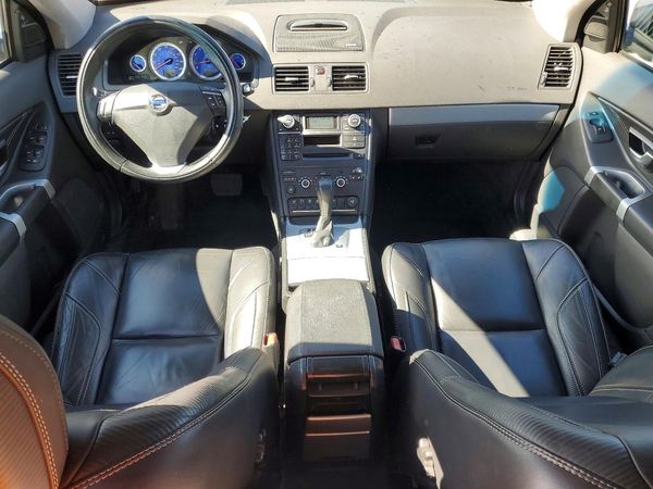 2013 VOLVO XC90