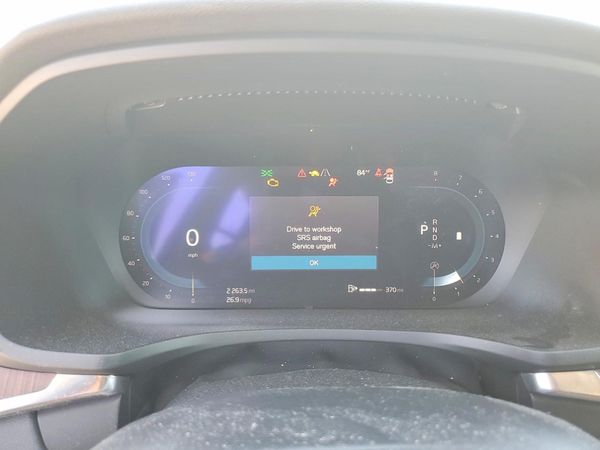 2025 VOLVO V60