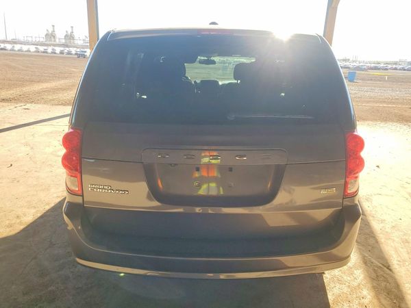 2018 DODGE GRAND CARAVAN SE