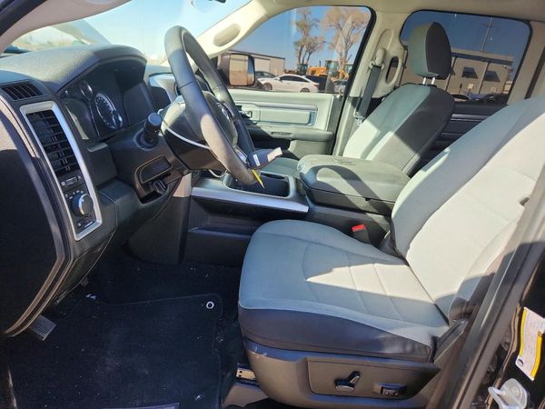 2023 RAM 1500 CLASSIC SLT