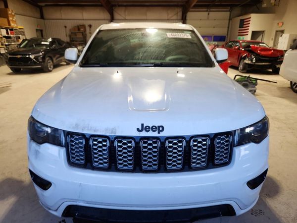 2018 JEEP GR CHER Laredo