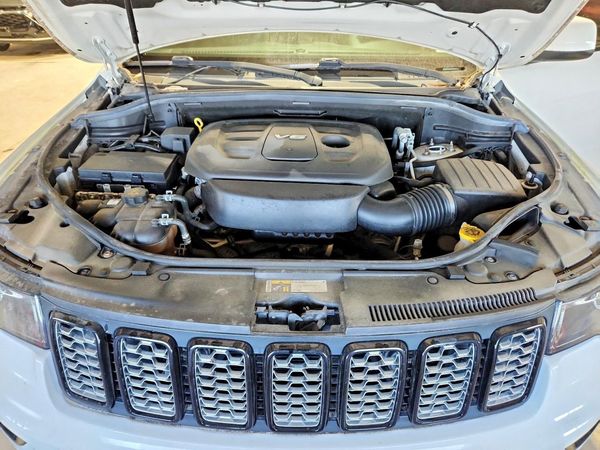 2018 JEEP GR CHER Laredo