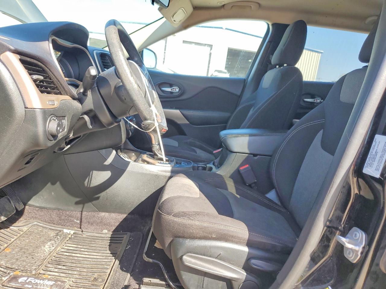 2018 JEEP CHEROKEE LATITUDE FWD