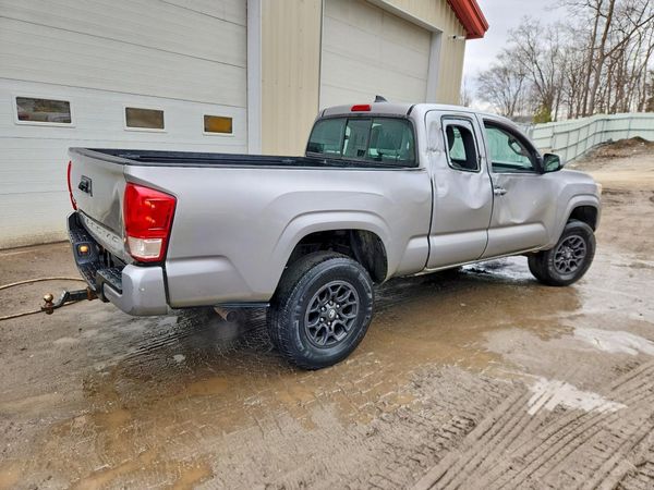 2016 TOYOTA TACOMA SR/SR5