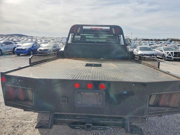 2016 RAM 5500 REG CAB CHASSIS