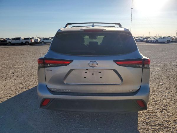 2023 TOYOTA HIGHLANDER