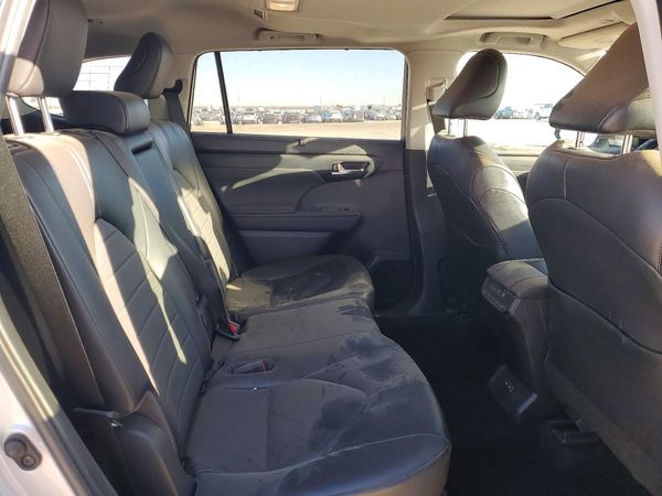 2023 TOYOTA HIGHLANDER
