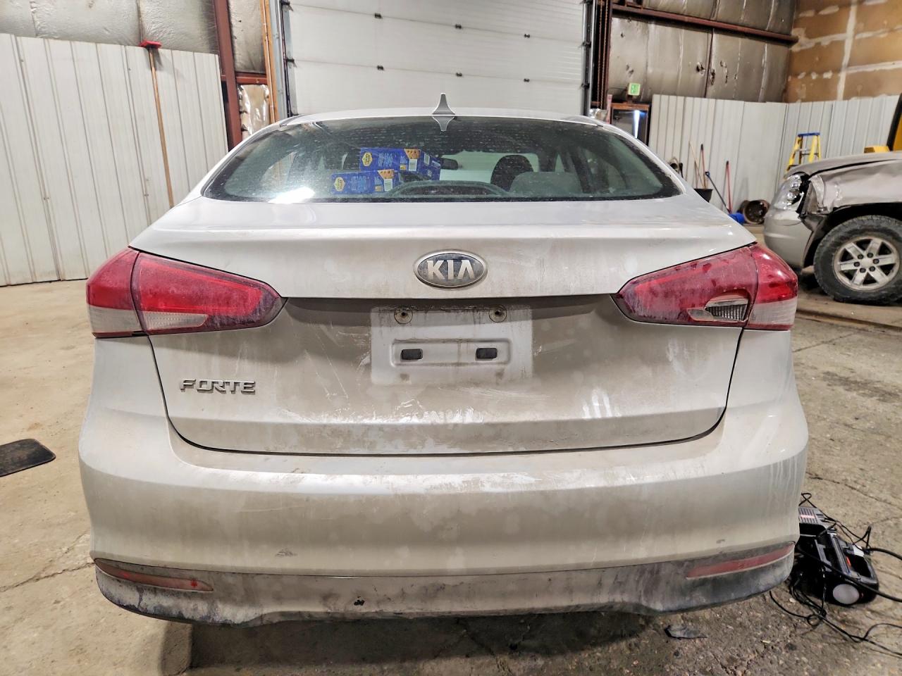 2017 KIA FORTE LX Base