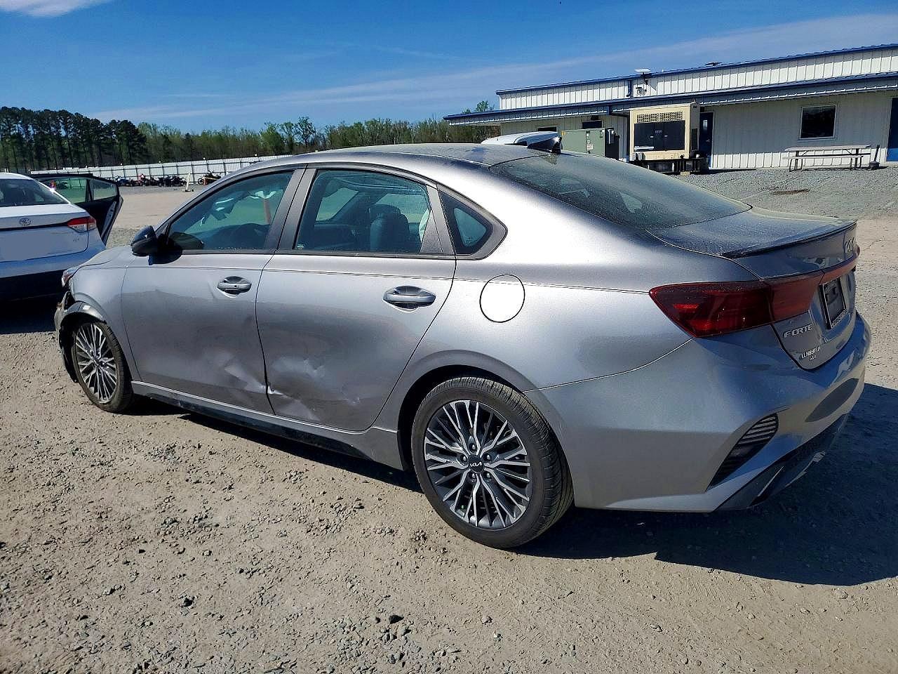 2023 KIA FORTE GT Line