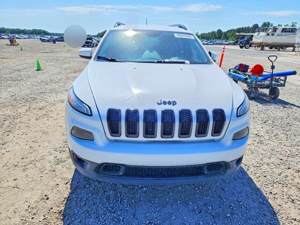 2018 JEEP CHEROKEE LATITUDE FWD