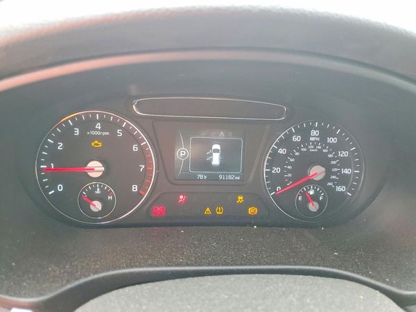 2017 KIA SORENTO L, LX