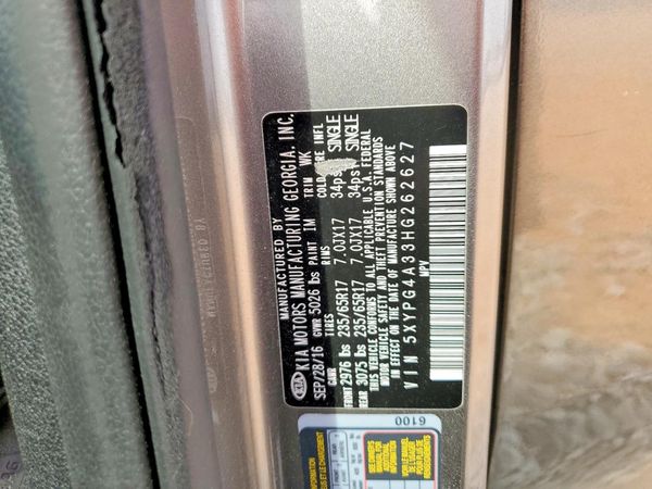 2017 KIA SORENTO L, LX