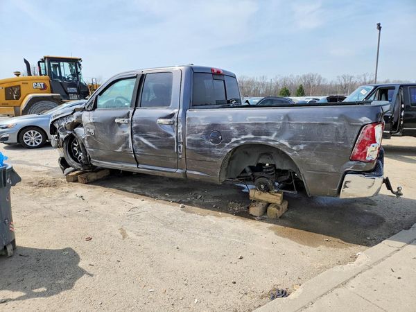 2016 RAM 1500 SLT — DSRA