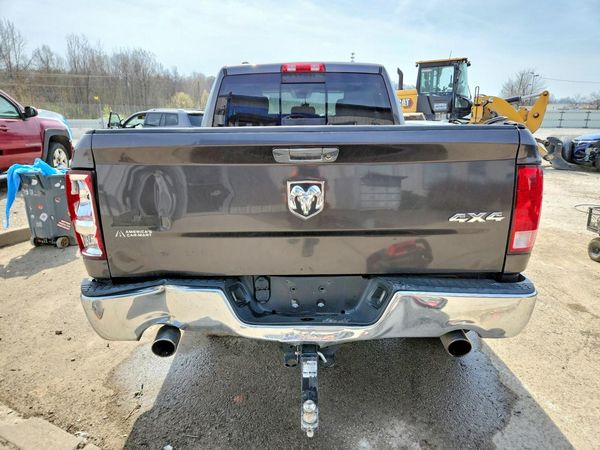 2016 RAM 1500 SLT — DIRR
