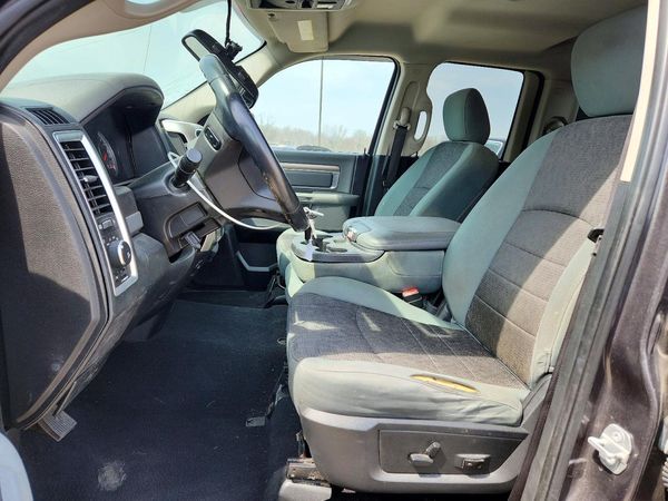 2016 RAM 1500 SLT — DENT