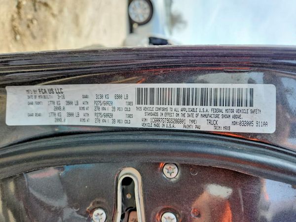 2016 RAM 1500 SLT — VINS