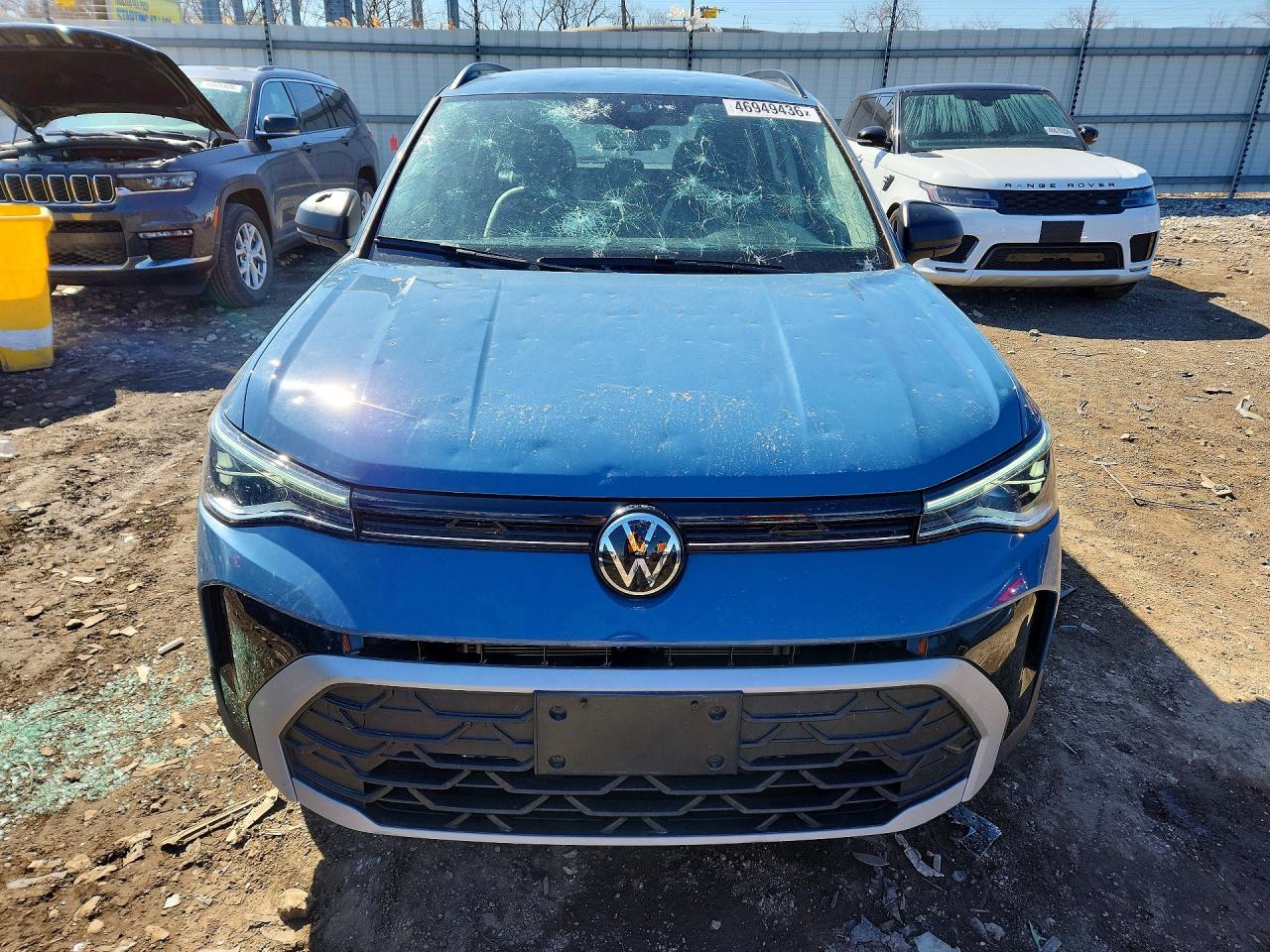 2025 VOLKSWAGEN TAOS 4Motion S