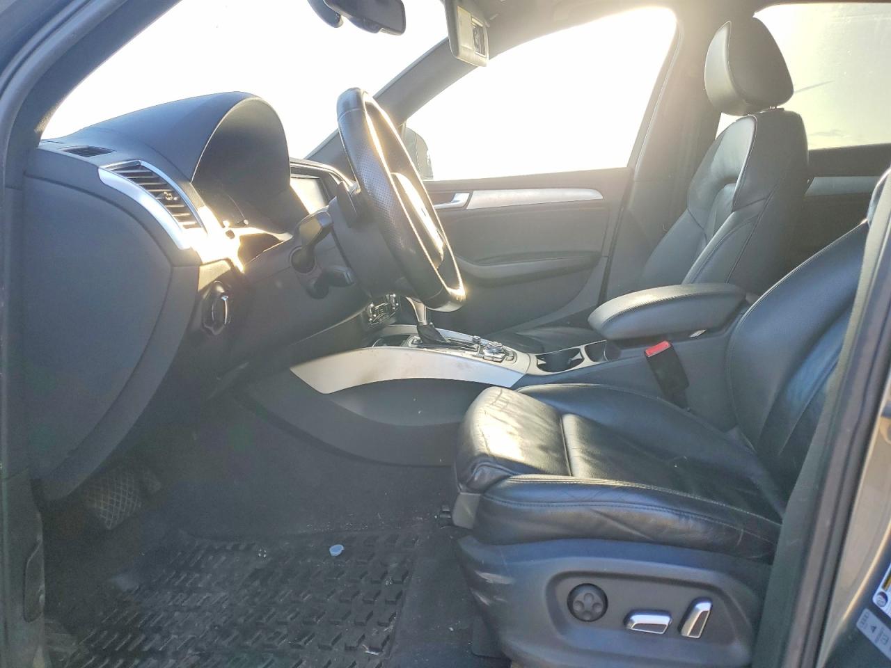 2013 AUDI Q5 Premium Plus