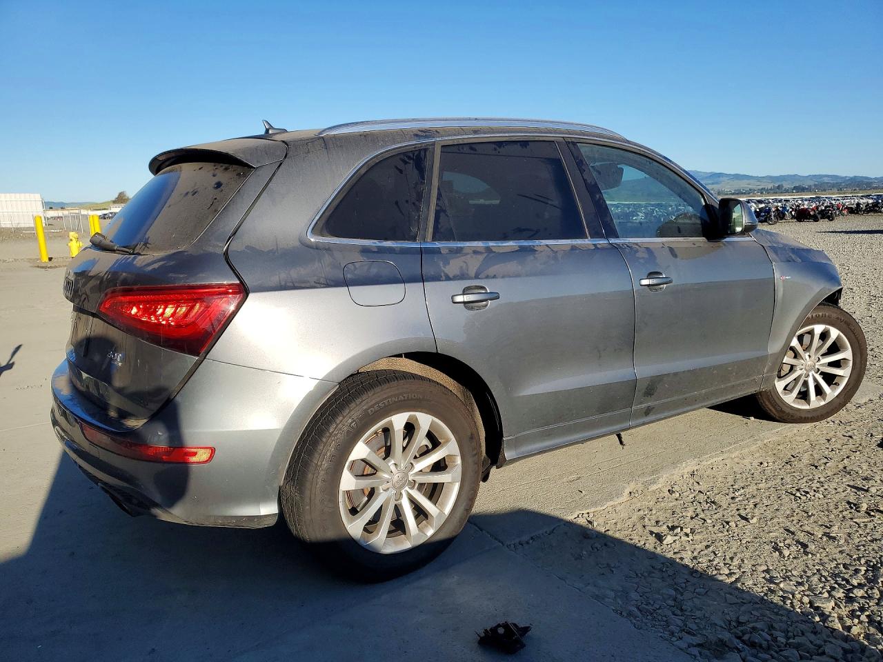 2013 AUDI Q5 Premium Plus