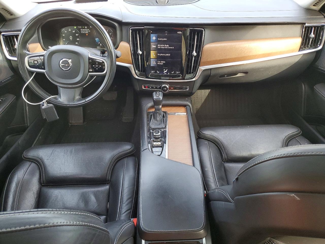 2017 VOLVO S90 Inscription