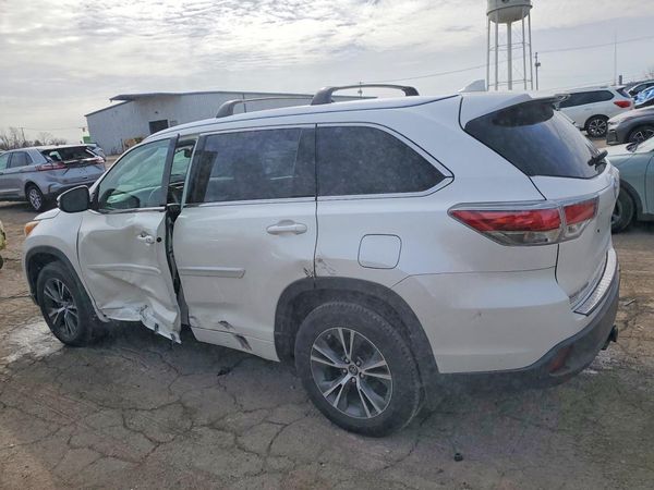 2016 TOYOTA HIGHLANDER
