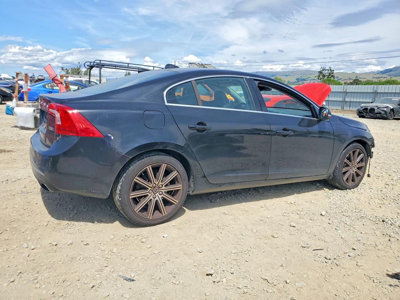 2018 VOLVO S60 Premier