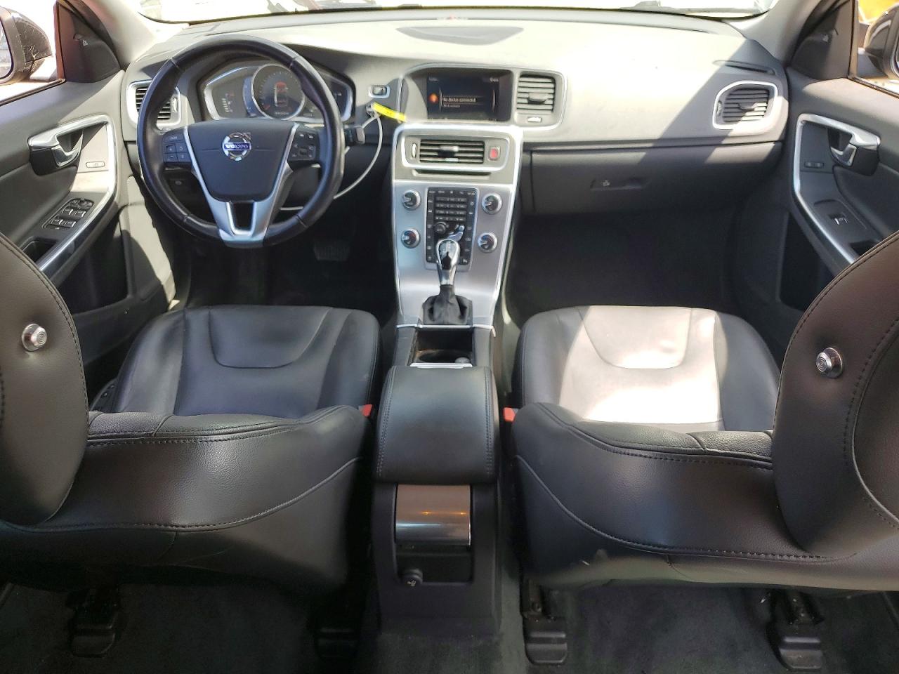 2018 VOLVO S60 Premier