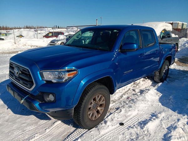 2017 TOYOTA TACOMA