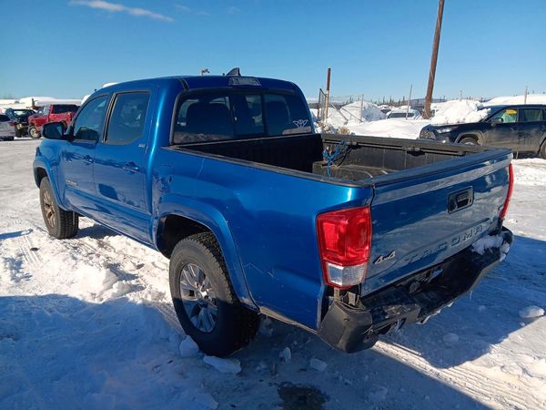 2017 TOYOTA TACOMA