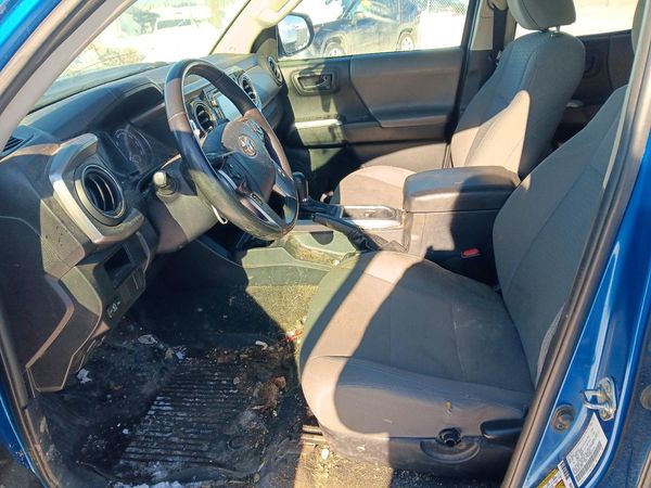 2017 TOYOTA TACOMA