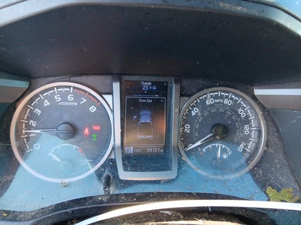 2017 TOYOTA TACOMA