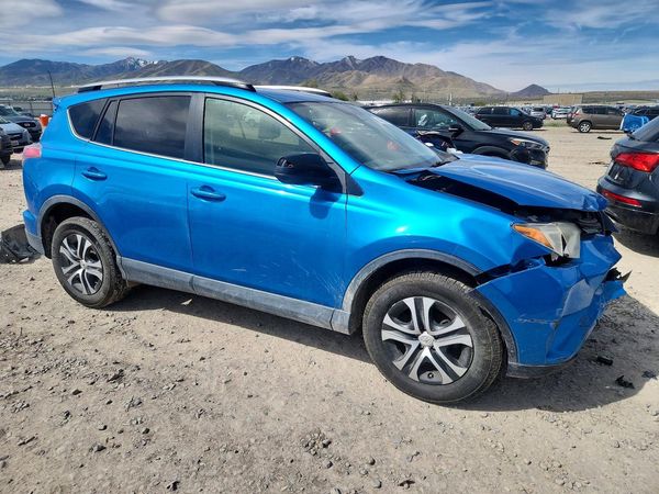 2017 TOYOTA RAV4 LE