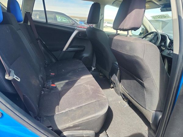 2017 TOYOTA RAV4 LE
