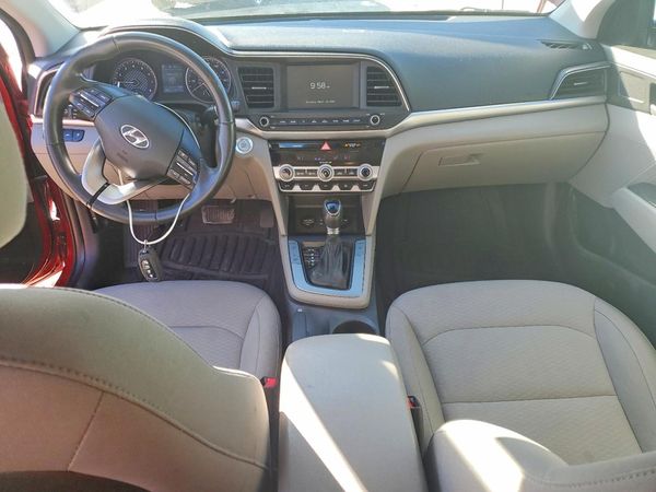 2019 HYUNDAI ELANTRA