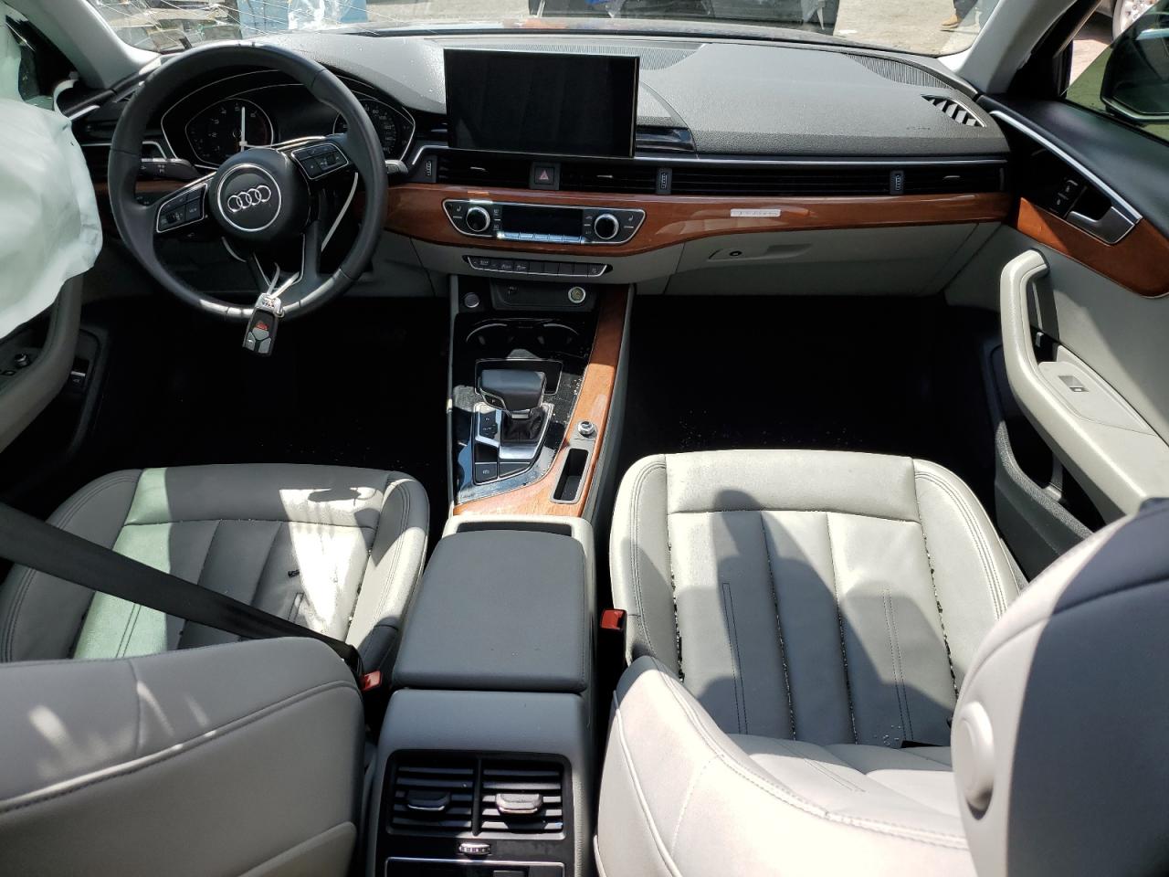 2022 AUDI A4
