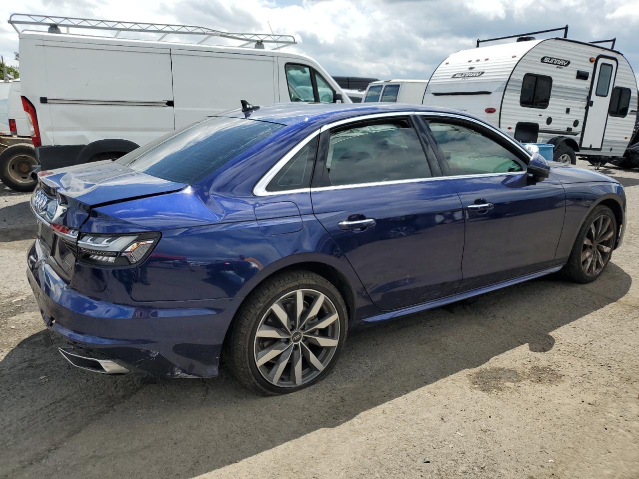 2022 AUDI A4