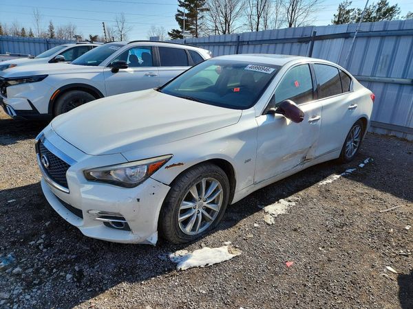 2016 INFINITI Q50