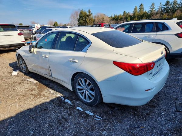 2016 INFINITI Q50