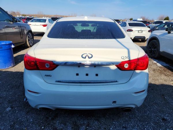 2016 INFINITI Q50
