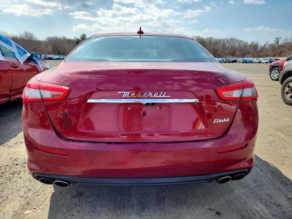 2018 MASERATI GHIBLI