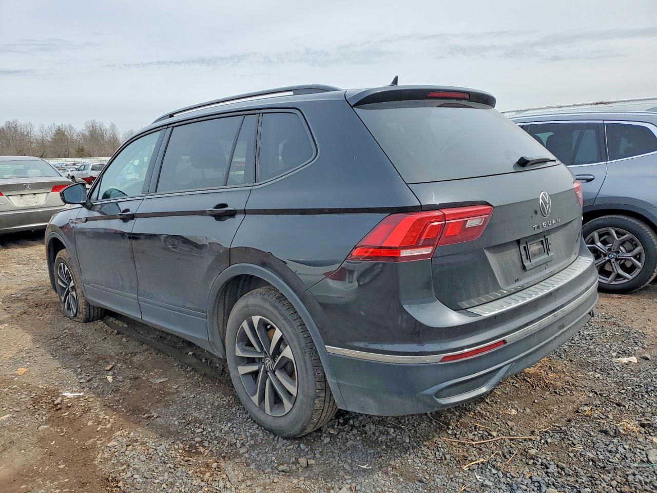 2022 VOLKSWAGEN TIGUAN 4Motion S