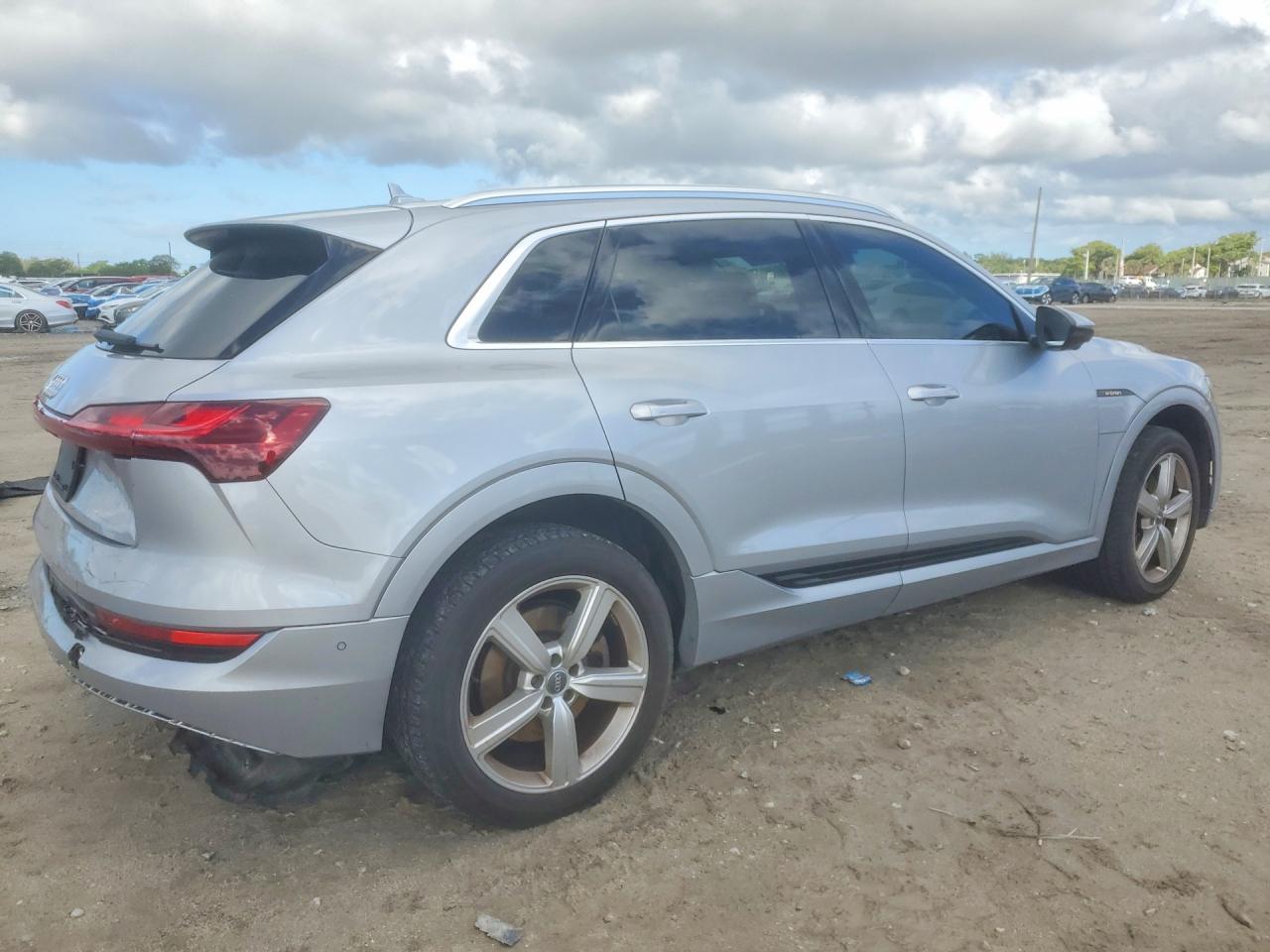 2019 AUDI E-TRON