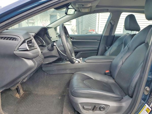 2021 TOYOTA CAMRY XLE