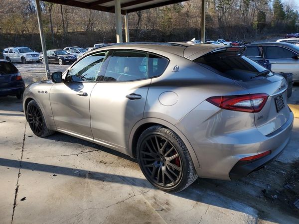 2019 MASERATI LEVANTE Sport